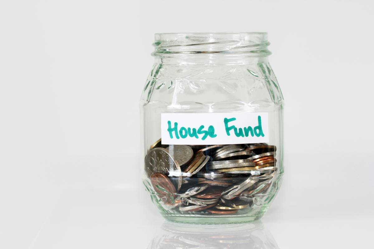 Emergency Fund Assistance: Why Your Safety Net Shouldn’t Rely on Credit Cards or Political Risk Insurance